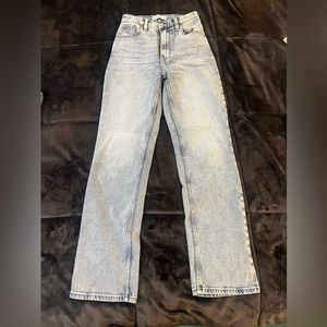 Abercrombie 90s Straight Ultra High Rise Jeans